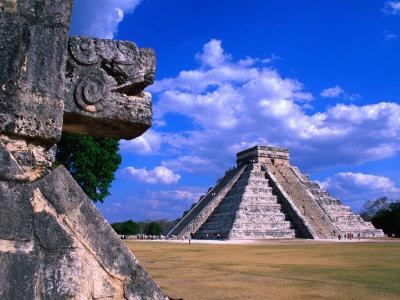 Chichen Itza.jpg engrave spanish artifact - photo